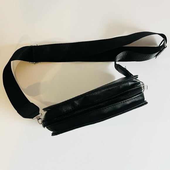 Scream Ghostface Black Crossbody Bag Adjustable Strap - Picture 3 of 8